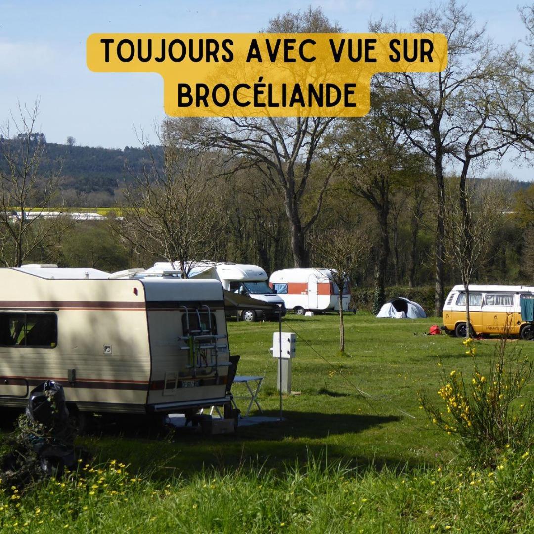 Camping Le Val Aux Fees - Broceliande Concoret Luaran gambar