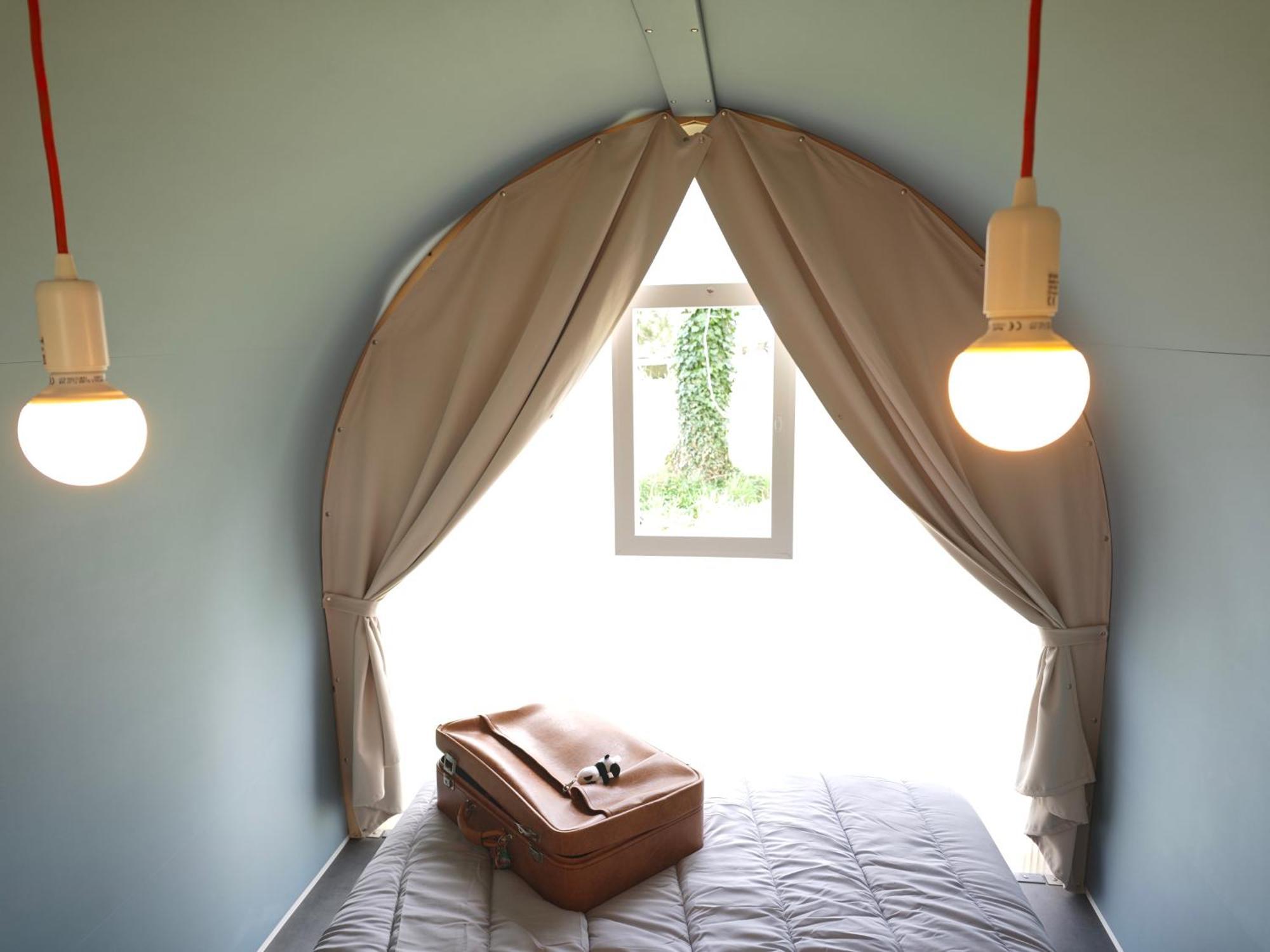 Camping Le Val Aux Fees - Broceliande Concoret Luaran gambar